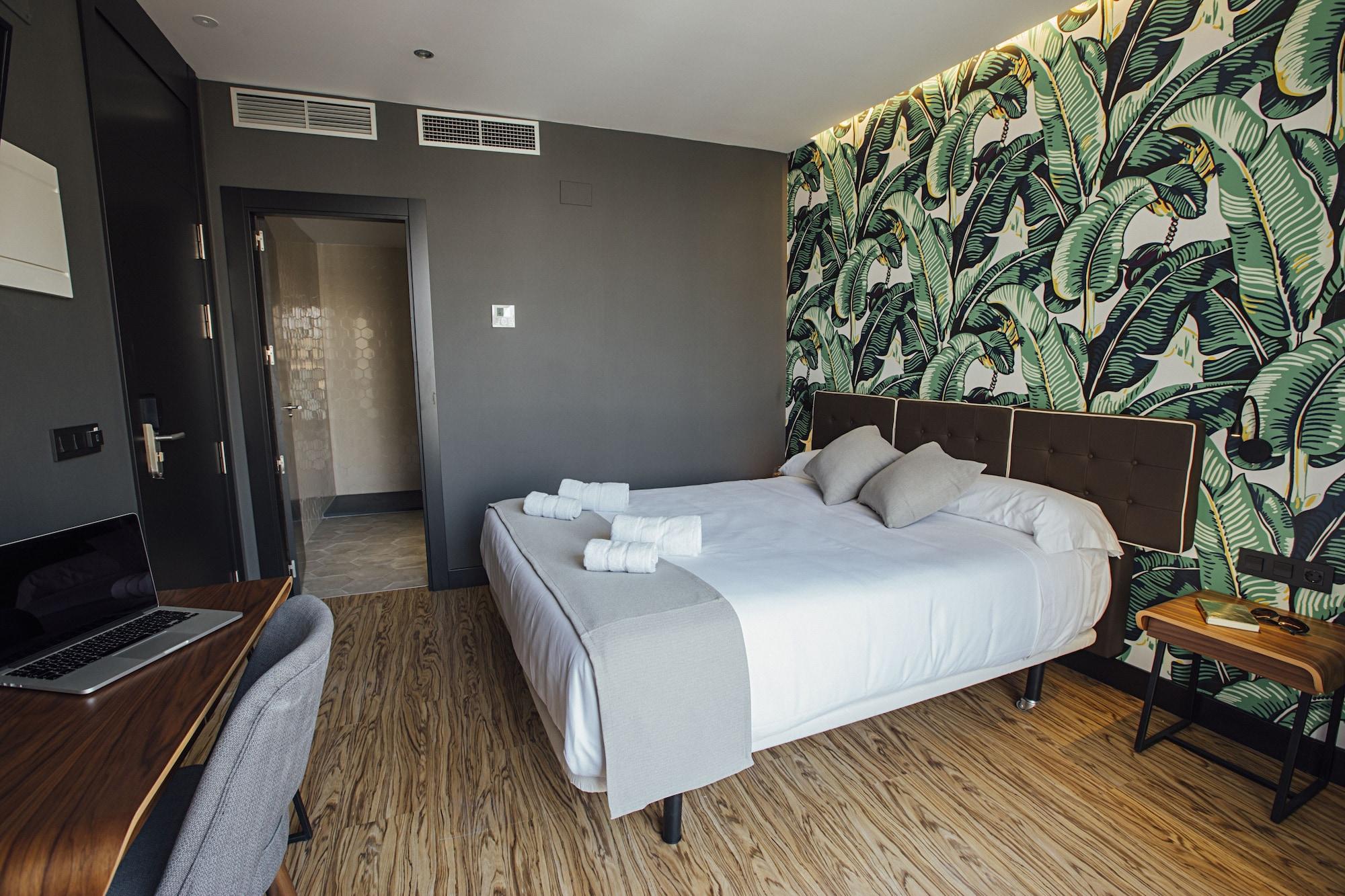 Malaga Premium Hotel Экстерьер фото