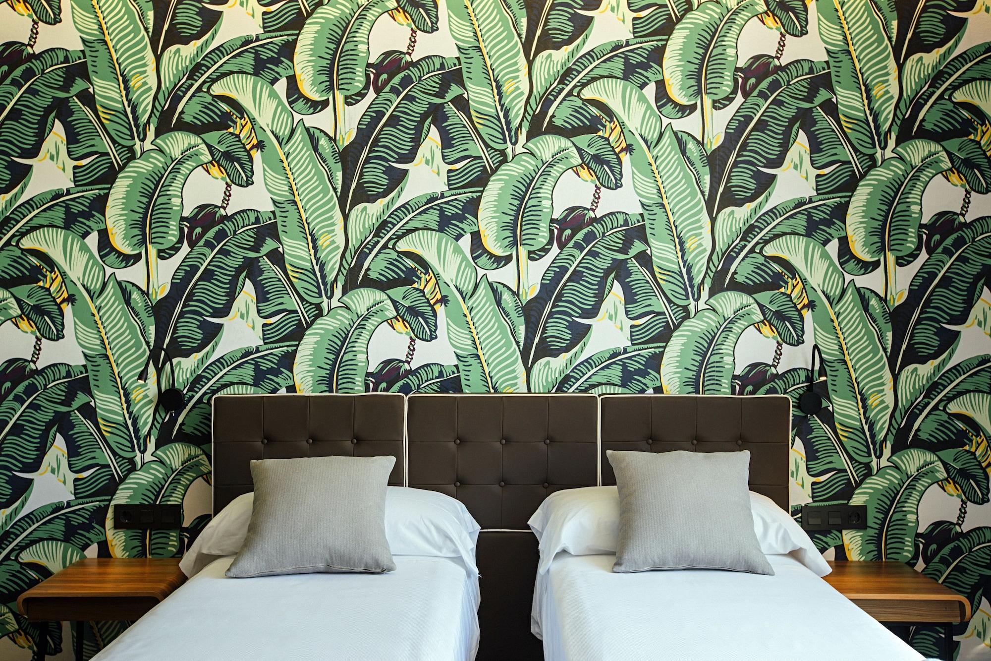 Malaga Premium Hotel Экстерьер фото