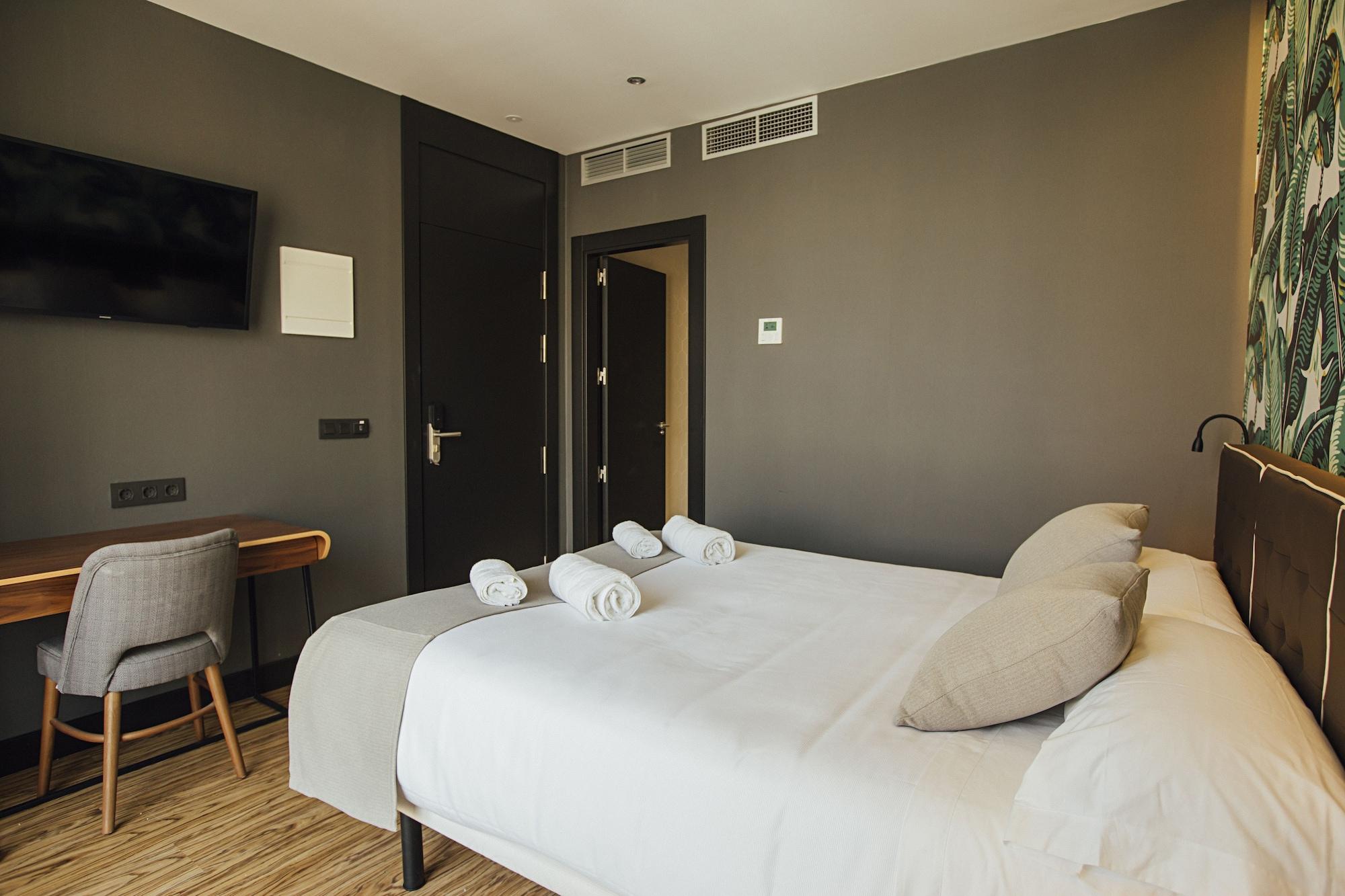 Malaga Premium Hotel Экстерьер фото