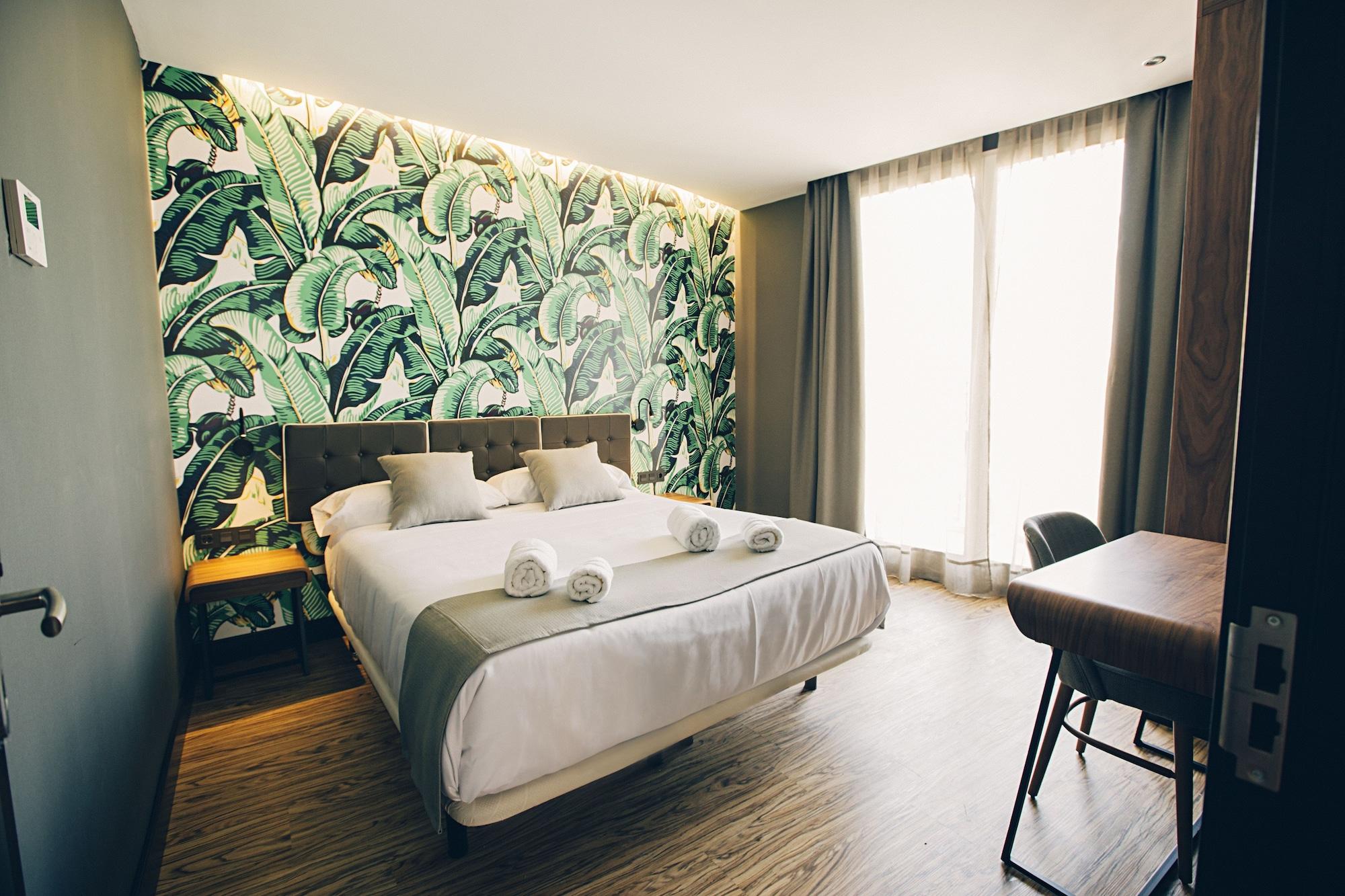 Malaga Premium Hotel Экстерьер фото