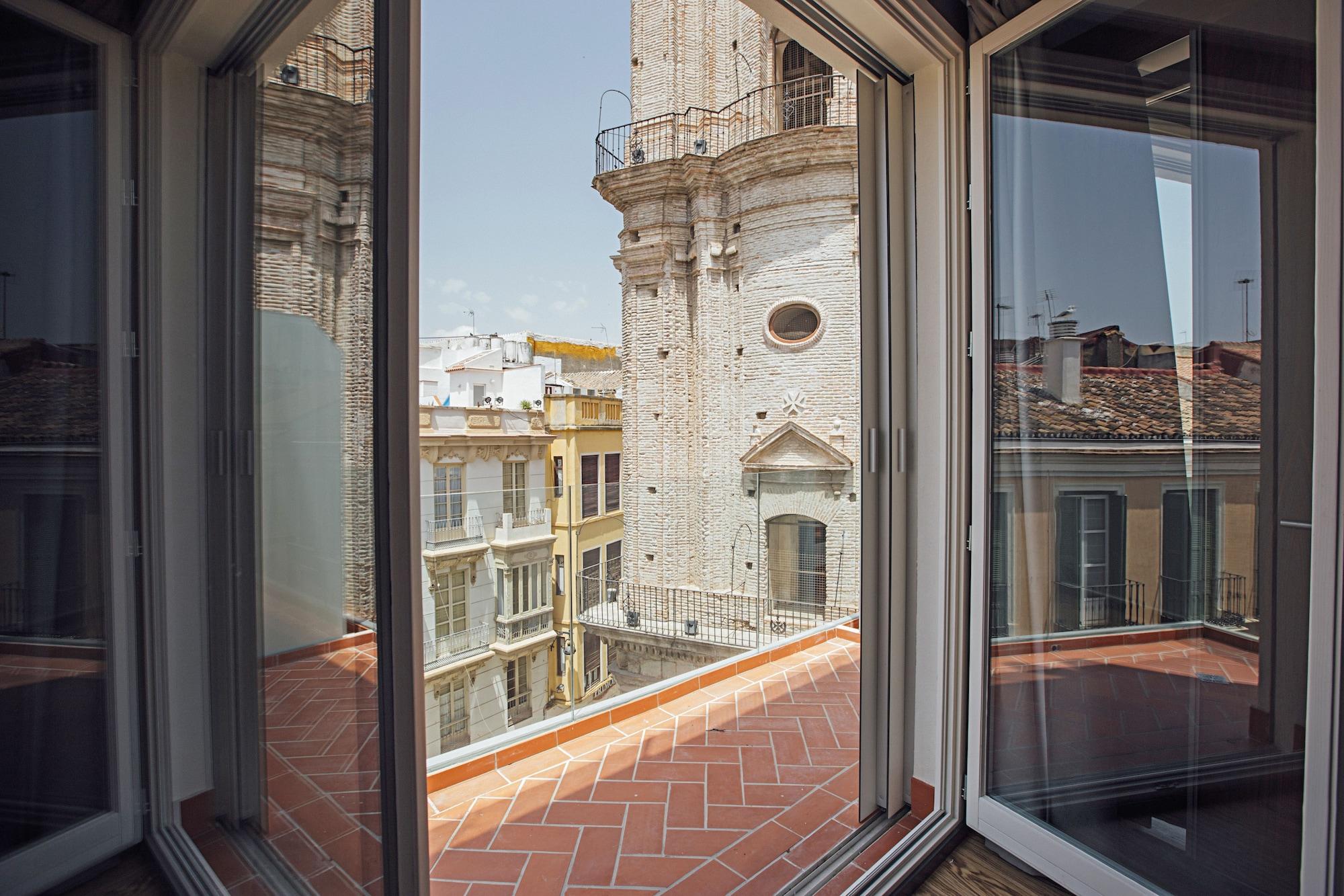 Malaga Premium Hotel Экстерьер фото