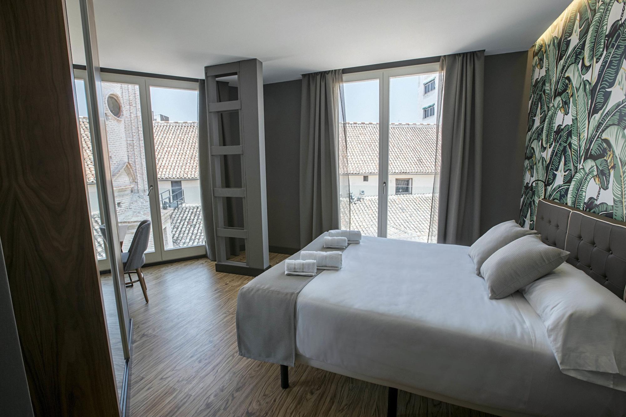 Malaga Premium Hotel Экстерьер фото