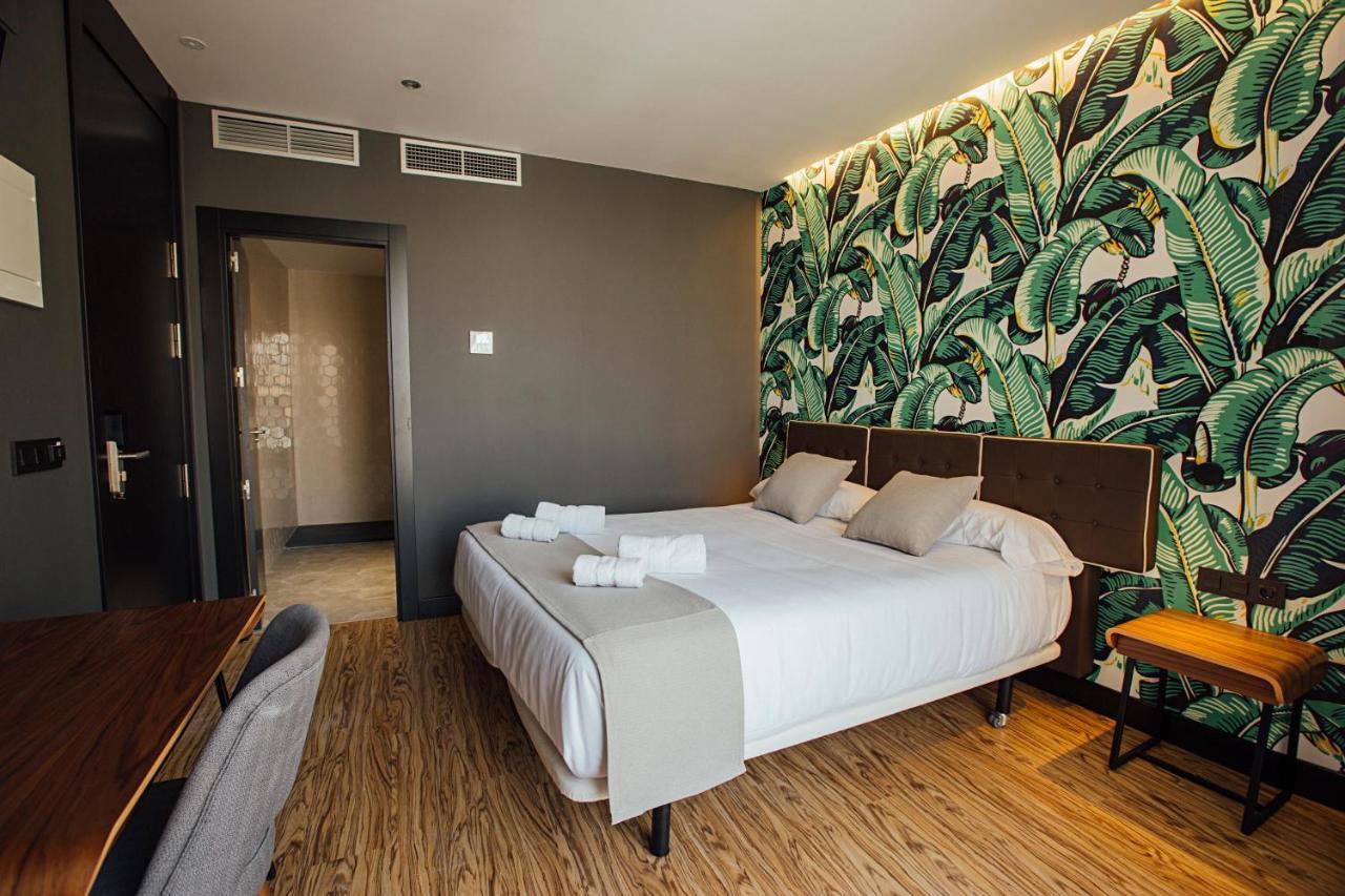 Malaga Premium Hotel Экстерьер фото